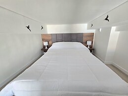 Atelier Cedritos by Weeki.