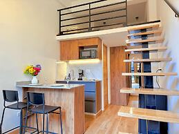 Atelier Cedritos by Weeki.