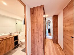 Atelier Cedritos by Weeki.