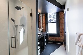 The Landmark Hotel and Casino