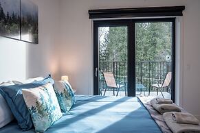 Alpine Retreat by Revelstoke Vacations