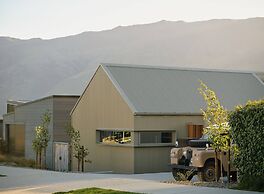 Scout - Architectural Design - Sleeps 6