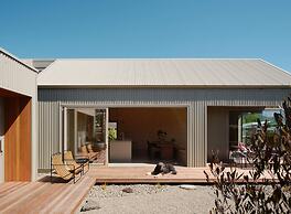 Scout - Architectural Design - Sleeps 6