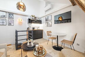 Amazing Historical Parisien Loft Next TO Louvre Area ! 6