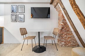 Amazing Historical Parisien Loft Next TO Louvre Area ! 6