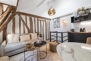 Amazing Historical Parisien Loft Next TO Louvre Area ! 6