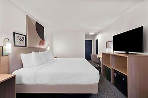 Spark by Hilton Norfolk