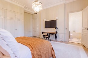 Luxury Mansion With Garden in Heart of Neuilly