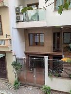 Lavender Building Van Cao