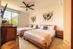 NHOA 303A Lux 2BR Pool View Aldea Zama