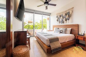 NHOA 303A Lux 2BR Pool View Aldea Zama