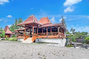 OYO 94371 Omah Sarindoyo