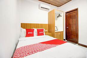 OYO 94371 Omah Sarindoyo