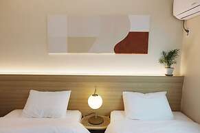 Yangpyeong Moonholidarak