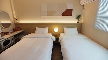 Yangpyeong Moonholidarak