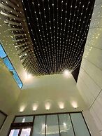 COURT REGALIA UNIT OF S & G FESTIVITIES