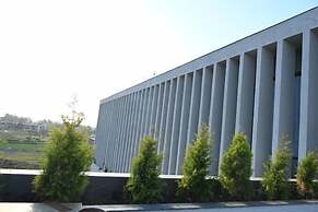 COURT REGALIA UNIT OF S & G FESTIVITIES