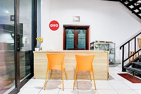 Collection O Jalan Slamet Riyadi Near Kampung Batik Kauman Formerly Ho