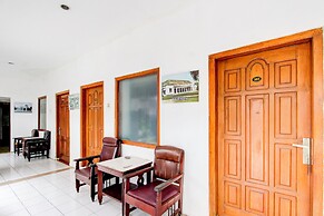 Collection O Jalan Slamet Riyadi Near Kampung Batik Kauman Formerly Ho