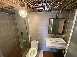 Mad Monkey Koh Sdach