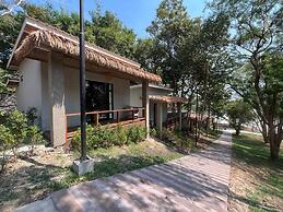 Mad Monkey Koh Sdach