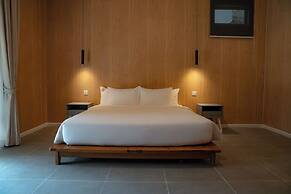 Mad Monkey Koh Sdach