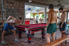 Mad Monkey Koh Sdach