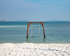 Mad Monkey Koh Sdach