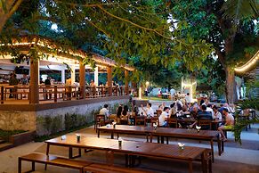 Mad Monkey Koh Sdach