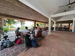 Mad Monkey Koh Sdach