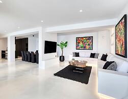 Villa With Fantastic Terrace-sea Views