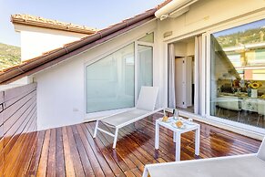 Il Regno Di Monica Attico Near The Sea