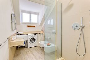 Il Regno Di Monica Attico Near The Sea