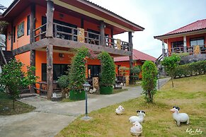 Chomview Lanta Water Park Resort