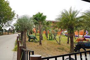 Chomview Lanta Water Park Resort