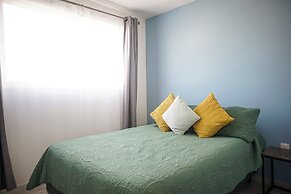 Cozy Apartment Poliforum AC