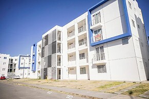 Cozy Apartment Poliforum AC