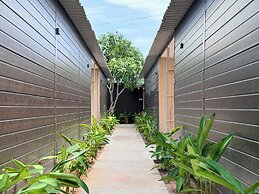 Wanderlust Garden Inn