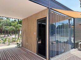 Wanderlust Garden Inn