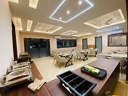 Hotel Mango Tree & Suites