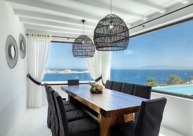 Villa With Aegean Sea Views