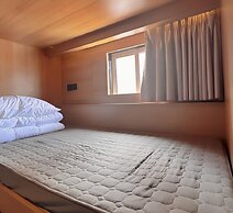 Iforest Youth Hotel - Nanjing Road Pedestrian Street Huanghe Road Stor