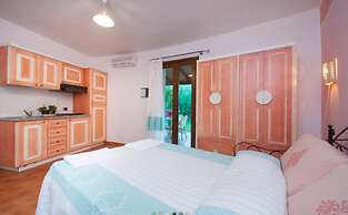 Three-room Apartment in Residence With Pool