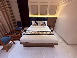 Hotel Kushala Grand, Dombivali