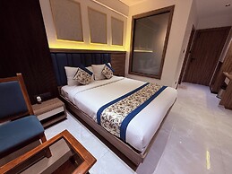 Hotel Kushala Grand, Dombivali