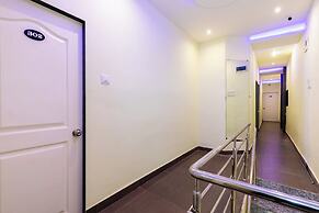 Hotel Shera Residency