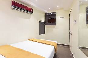 Hotel Shera Residency