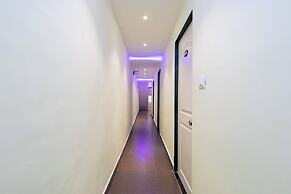 Hotel Shera Residency