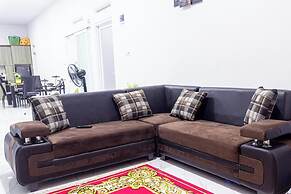 Inara Guesthouse & Villa