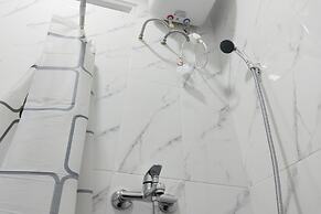 Inara Guesthouse & Villa